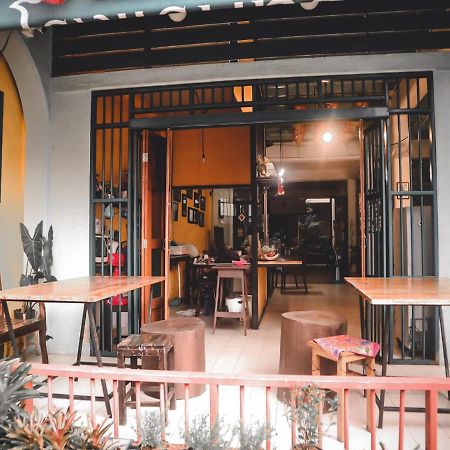 Thaweesuk Heritage Homestay Phang Nga Esterno foto