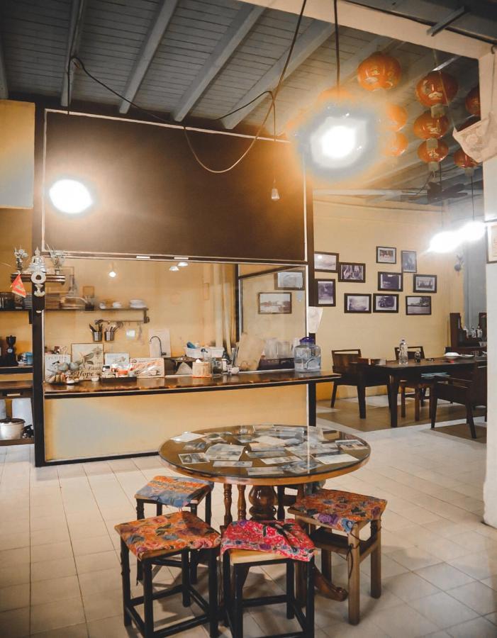 Thaweesuk Heritage Homestay Phang Nga Esterno foto