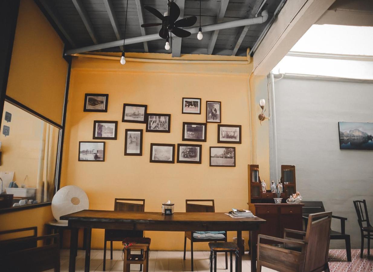 Thaweesuk Heritage Homestay Phang Nga Esterno foto