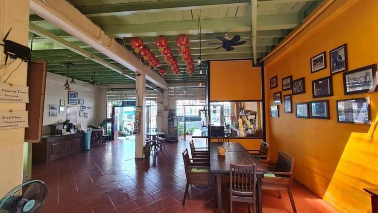 Thaweesuk Heritage Homestay Phang Nga Esterno foto