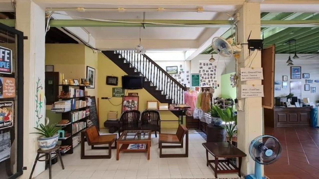 Thaweesuk Heritage Homestay Phang Nga Esterno foto