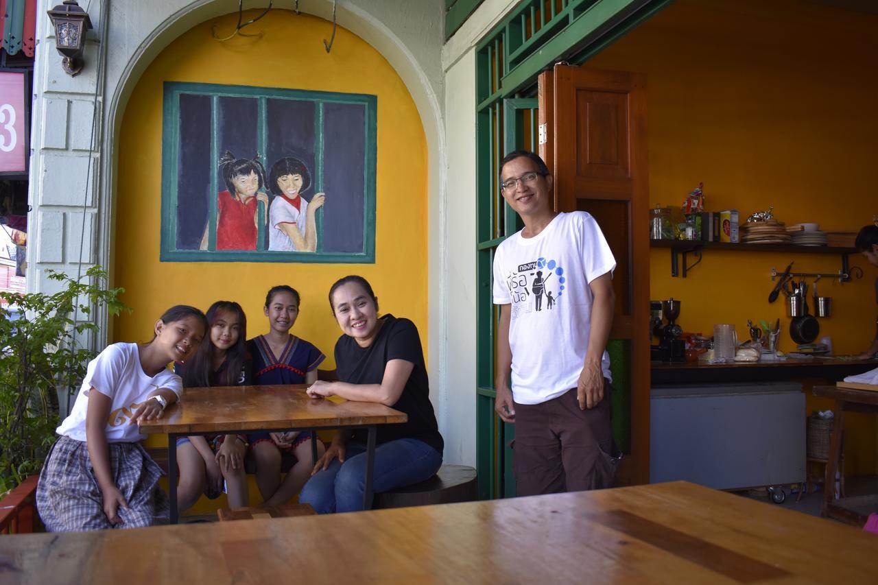 Thaweesuk Heritage Homestay Phang Nga Esterno foto