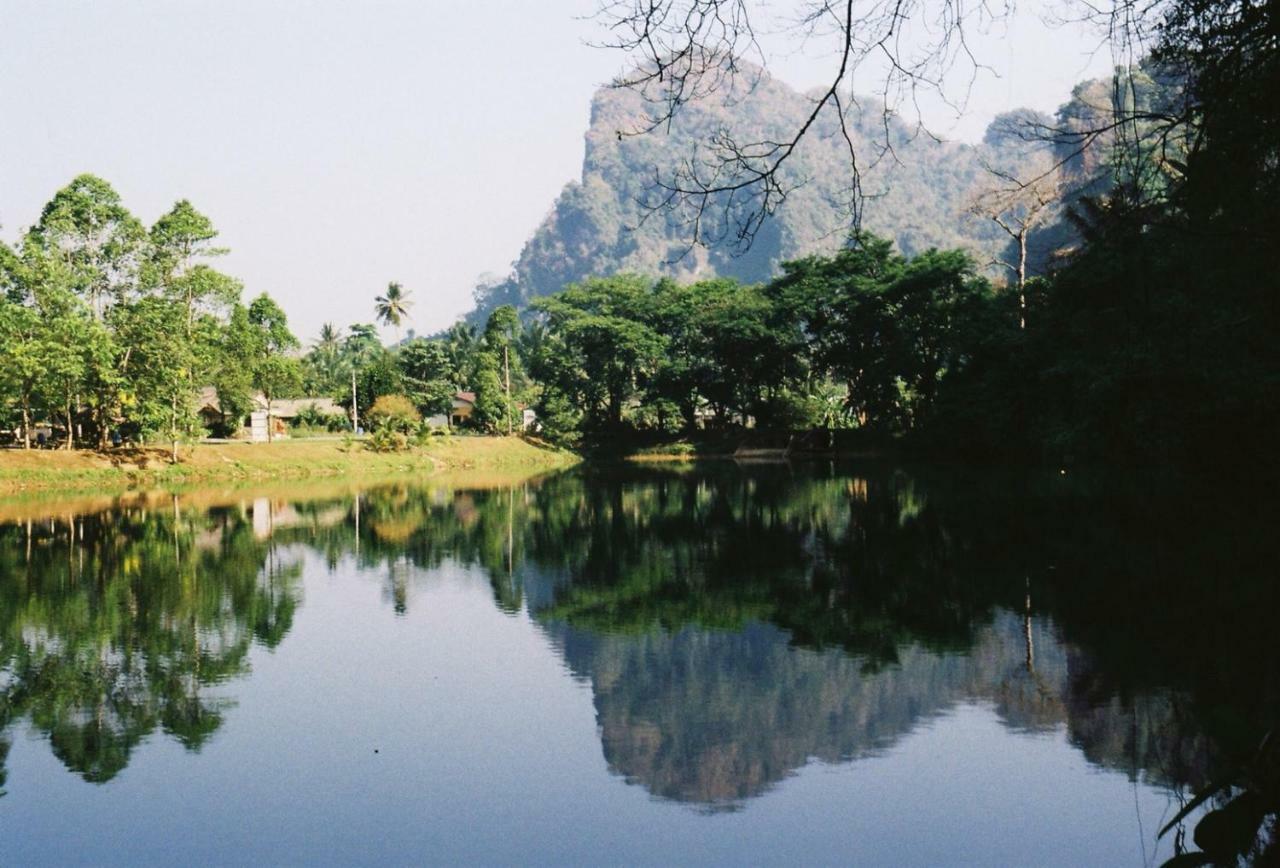Thaweesuk Heritage Homestay Phang Nga Esterno foto